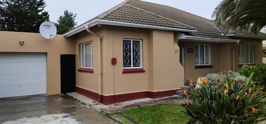 To Let 4 Bedroom Property for Rent in Thornton Western Cape